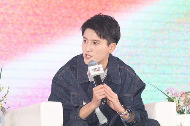 无论是第一部还是这一次，人们都非常配合